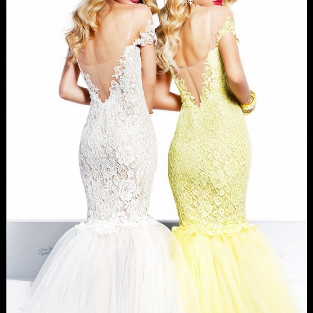 Tarik Ediz 92335 Ivory gown